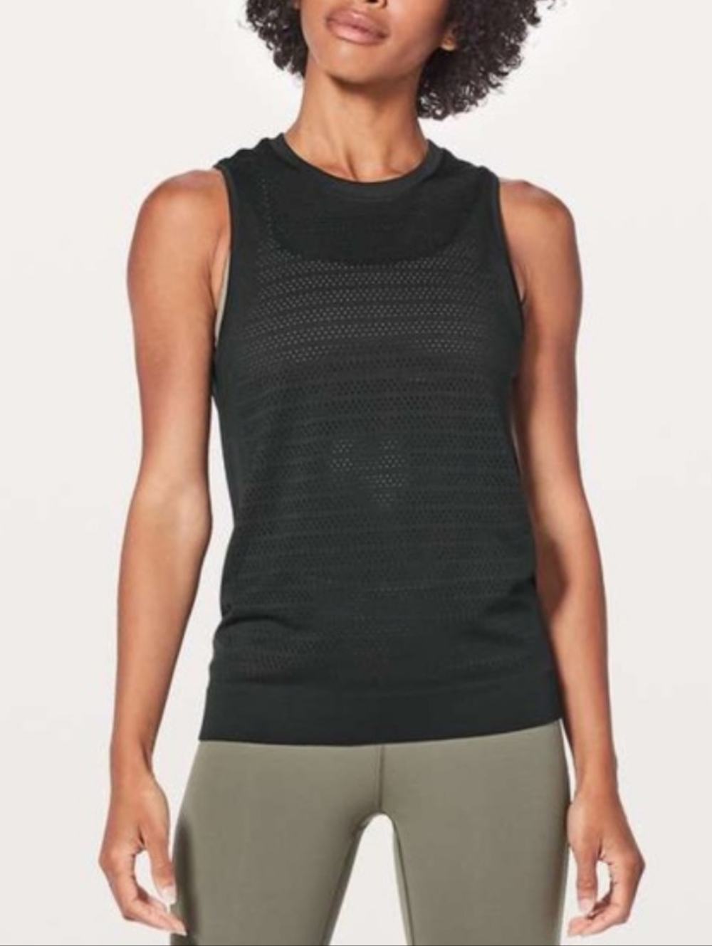 Lululemon breeze By Muscle Black Sleeveless Tank Top Muscle Shirt- Women Small